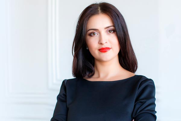 Доктор Вера Дацер